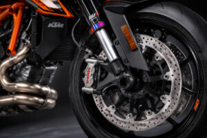 KTM 1390 Super Duke R Brembo brakes