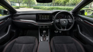 Skoda Octavia RS interior features 2026
